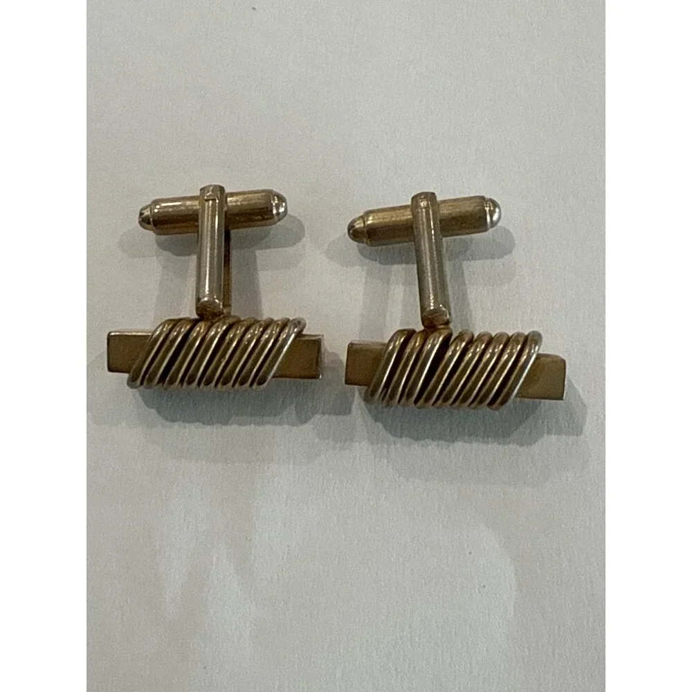 Shields Vintage Gold metal Coil Spring Men's Cufflinks